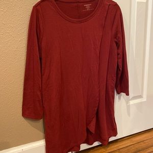 Motherhood Maternity Nursing Top. Great Condition. Size Small. Red